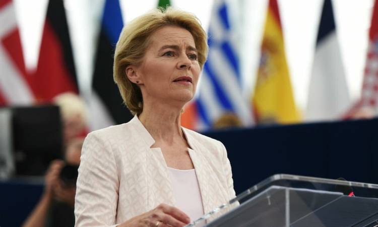 رئيسة المفوضية الأوروبية أورسولا فون دير لاين