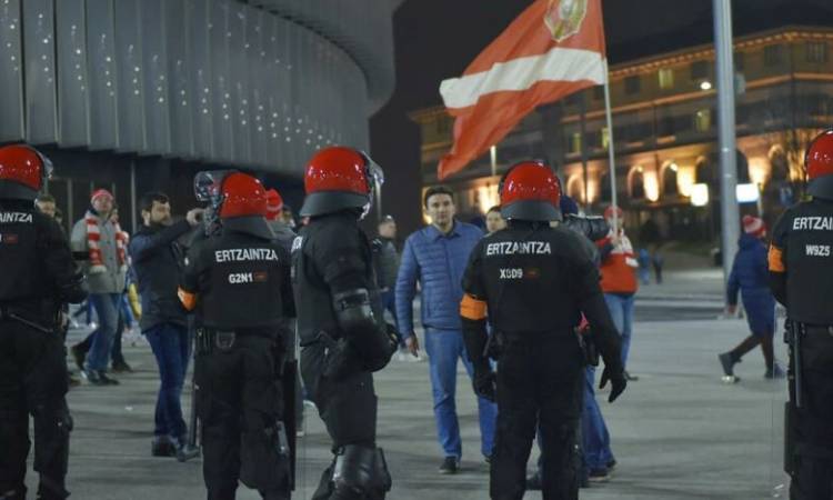 الشرطة الإسبانية