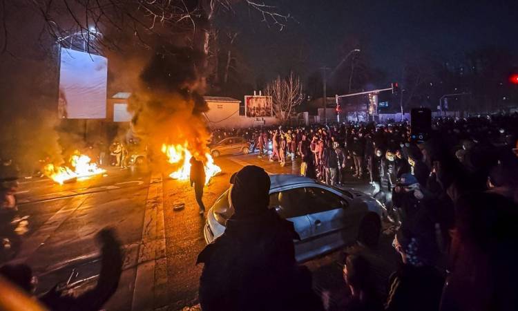 جانب من الاحتجاجات في إيران