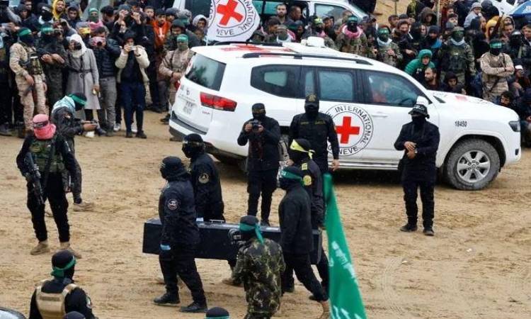 حماس تسلم رفات