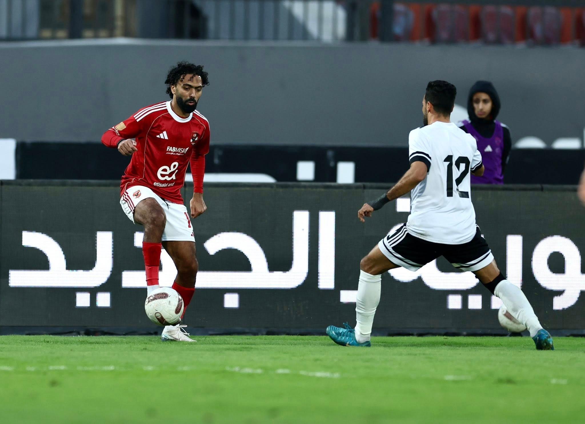 الأهلي ضد طلائع الجيش