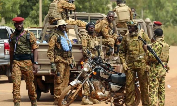 عناصر من جيش بوركينا فاسو