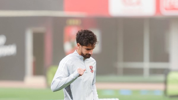 العودة إلى تونس وانتظام مغربي.