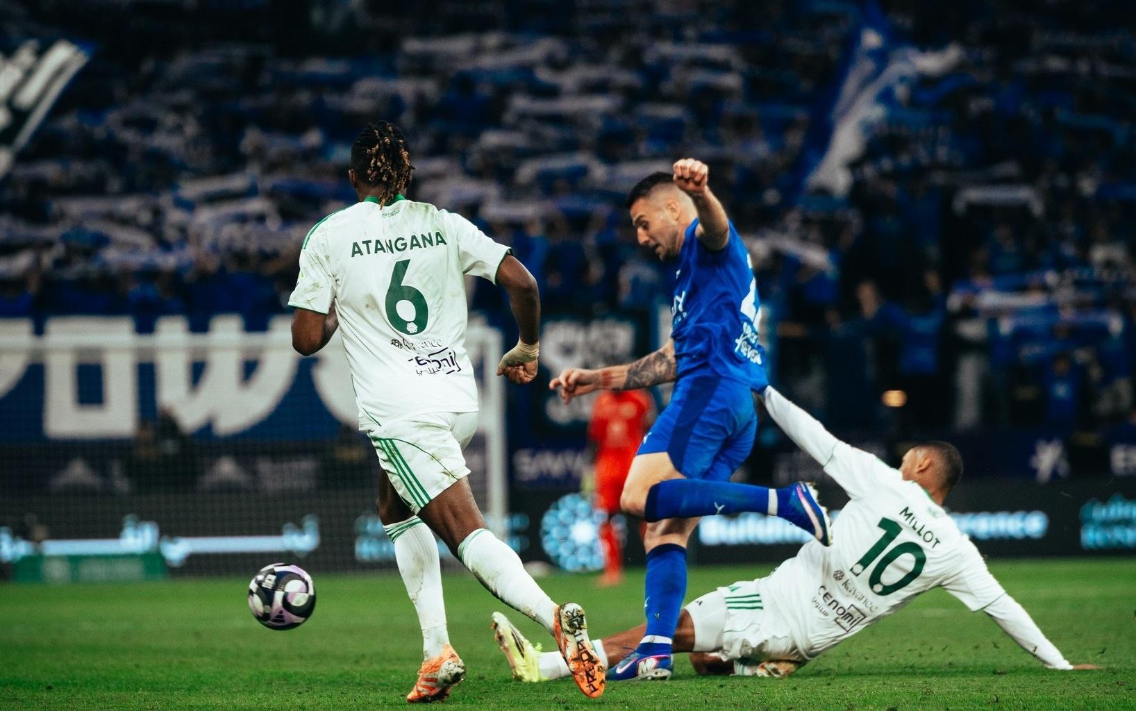 الهلال ضد النصر