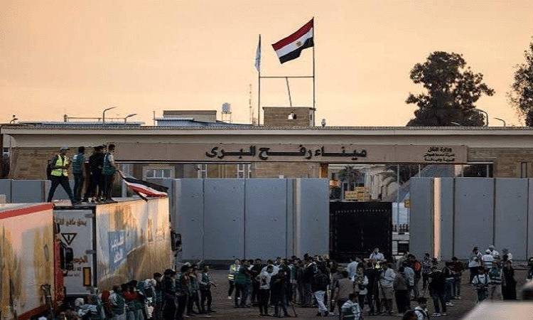 دفعة من العائدين إلى غزة عبر معبر رفح البري